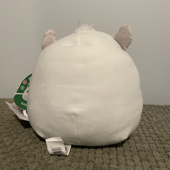 Amleth Squishmallow - Picture 4 of 4